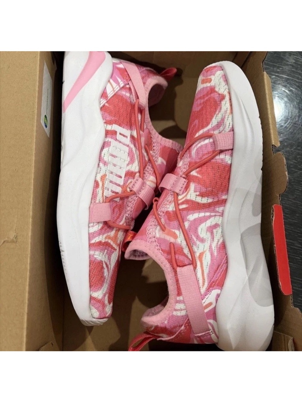 Puma Carina 2.0 Gradient PS Girls Shoes Size 2, Color: White/Pink